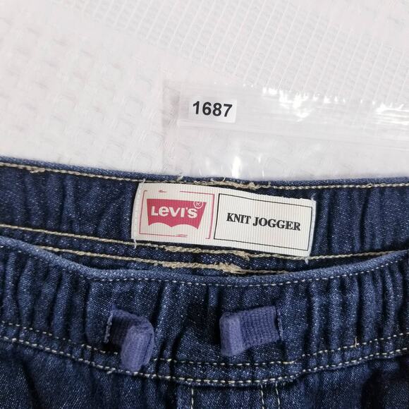 Levi's Knit Jogger Soft Denim - Picture 9 of 11